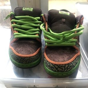 SB Dunk Low De La-Soul